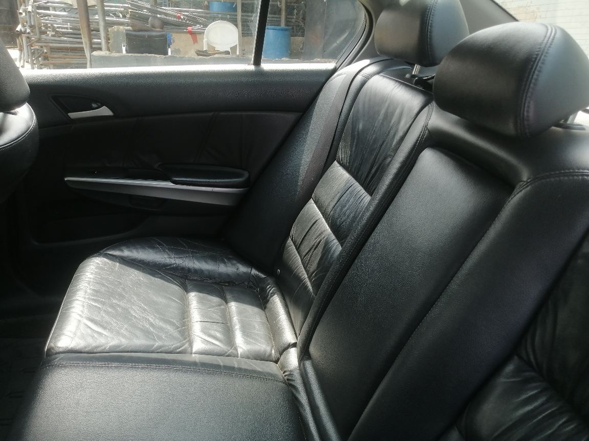 2012 Honda Accord Grey Sedan — photo 8