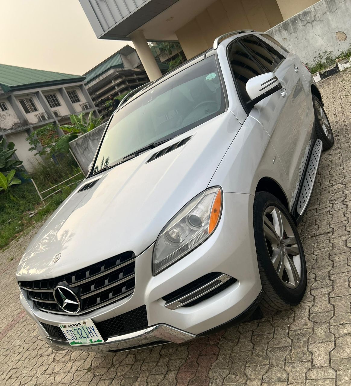 Mercedes-Benz ML 350 4MATIC Silver SUV ML350