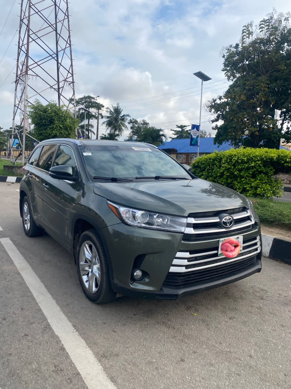 Toyota Highlander XLE AWD, Dark Green SUV — photo 6