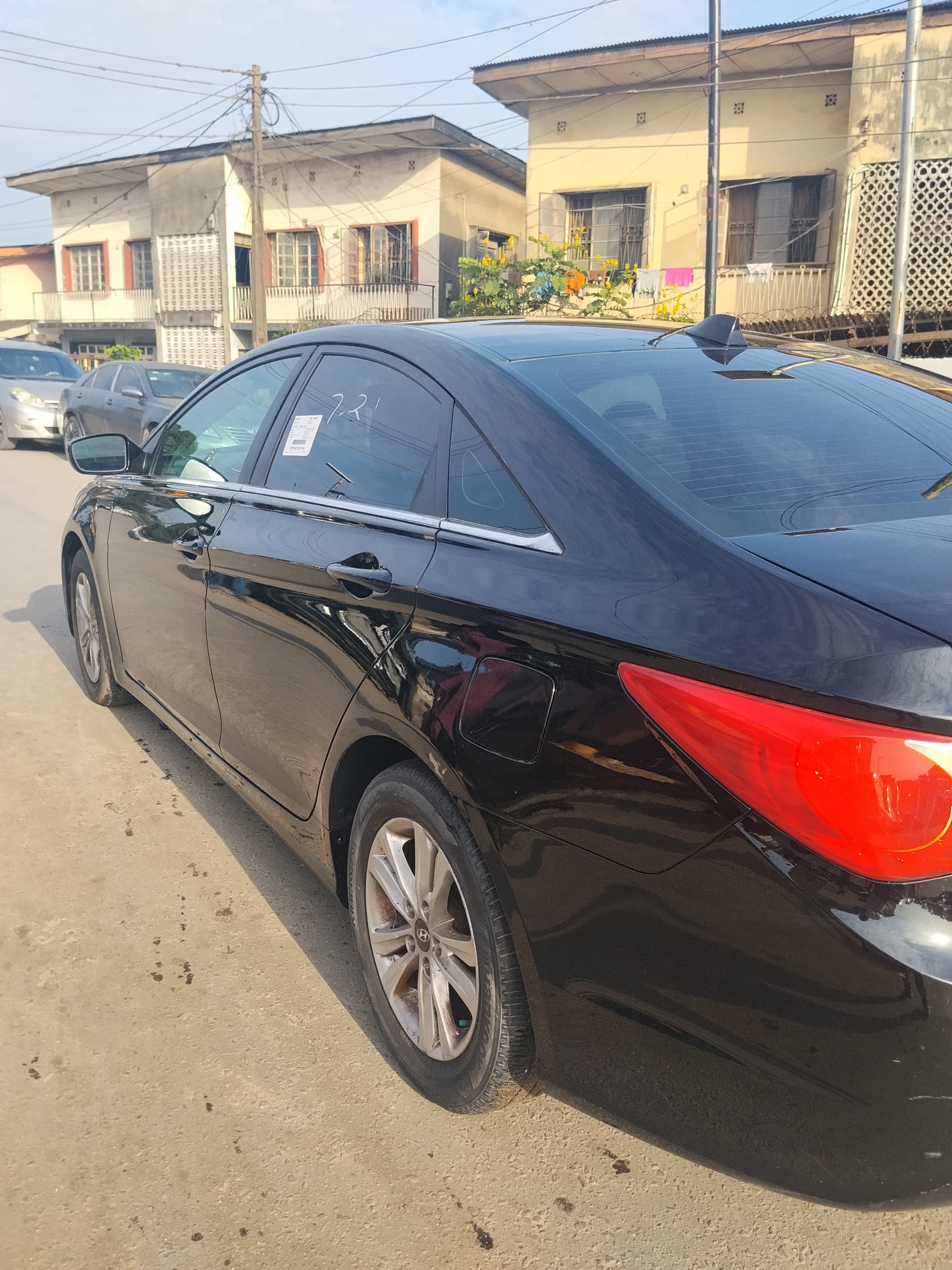 Hyundai Sonata, Black Sedan