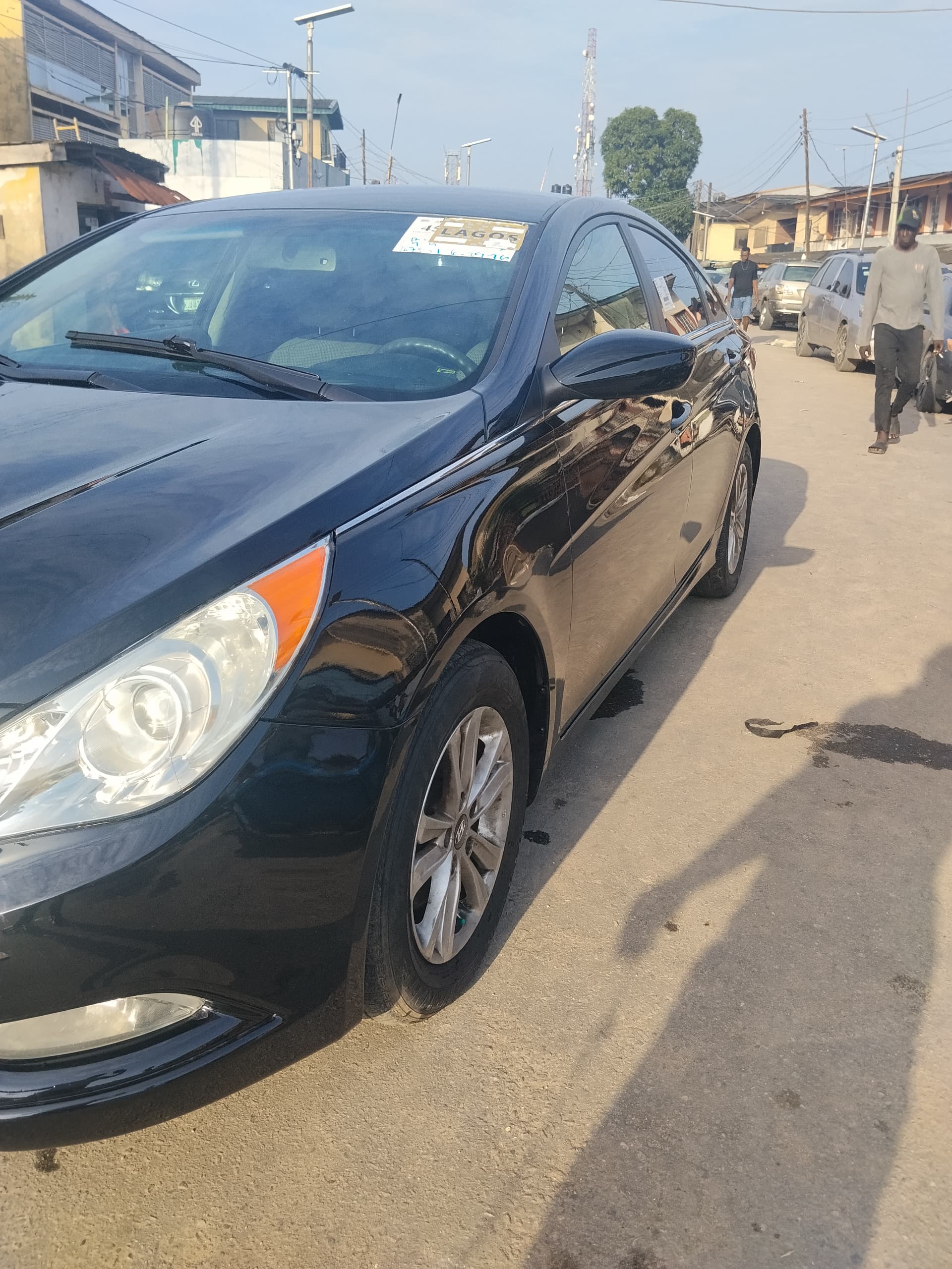 Hyundai Sonata, Black Sedan