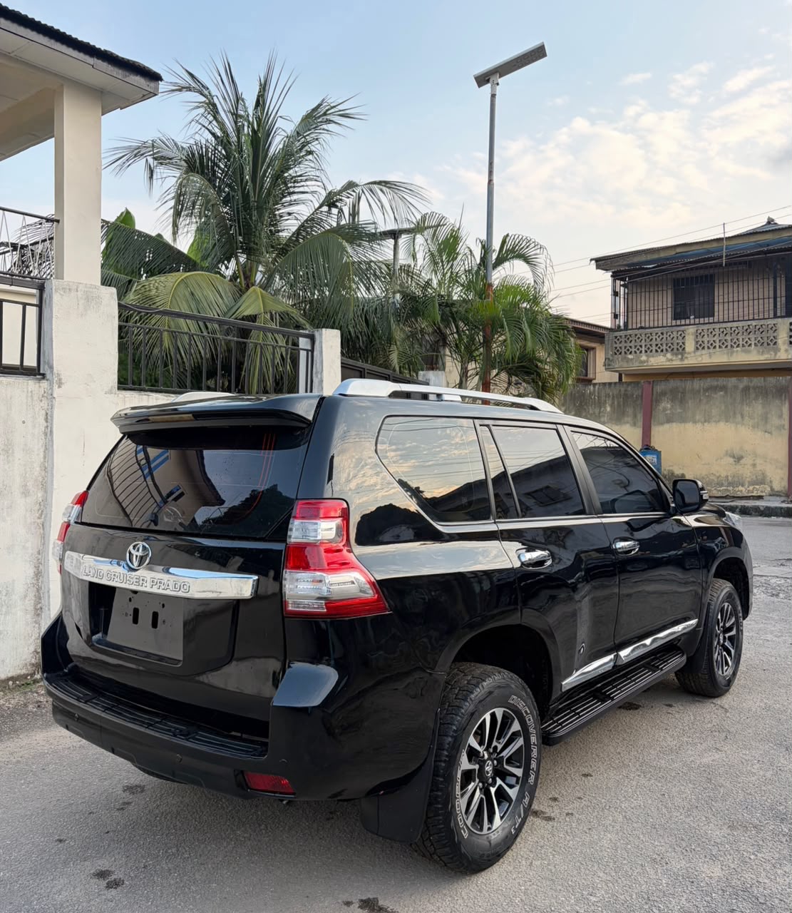 Toyota Land Cruiser Prado, Black SUV for Sale