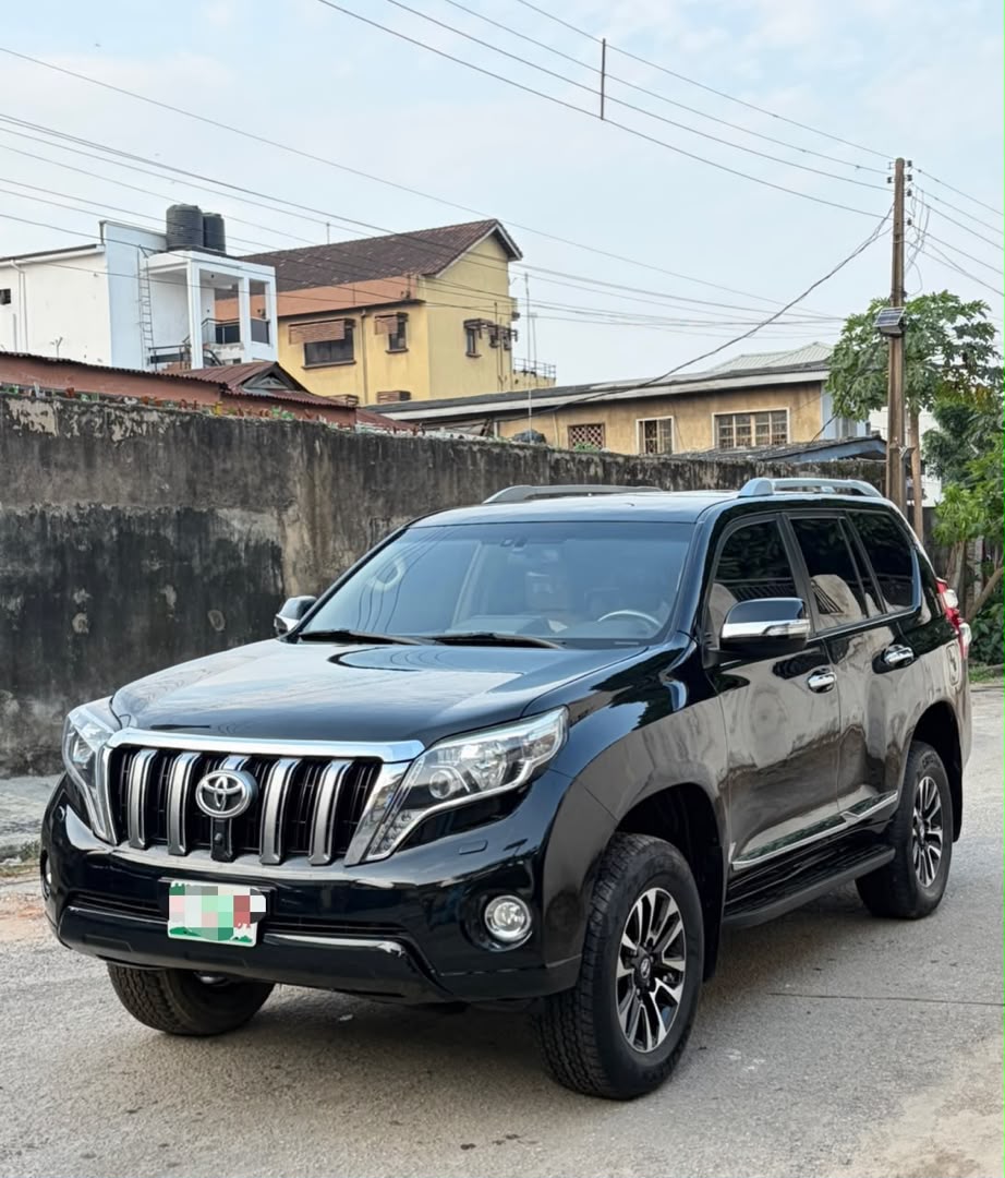 Toyota Land Cruiser Prado, Black SUV for Sale