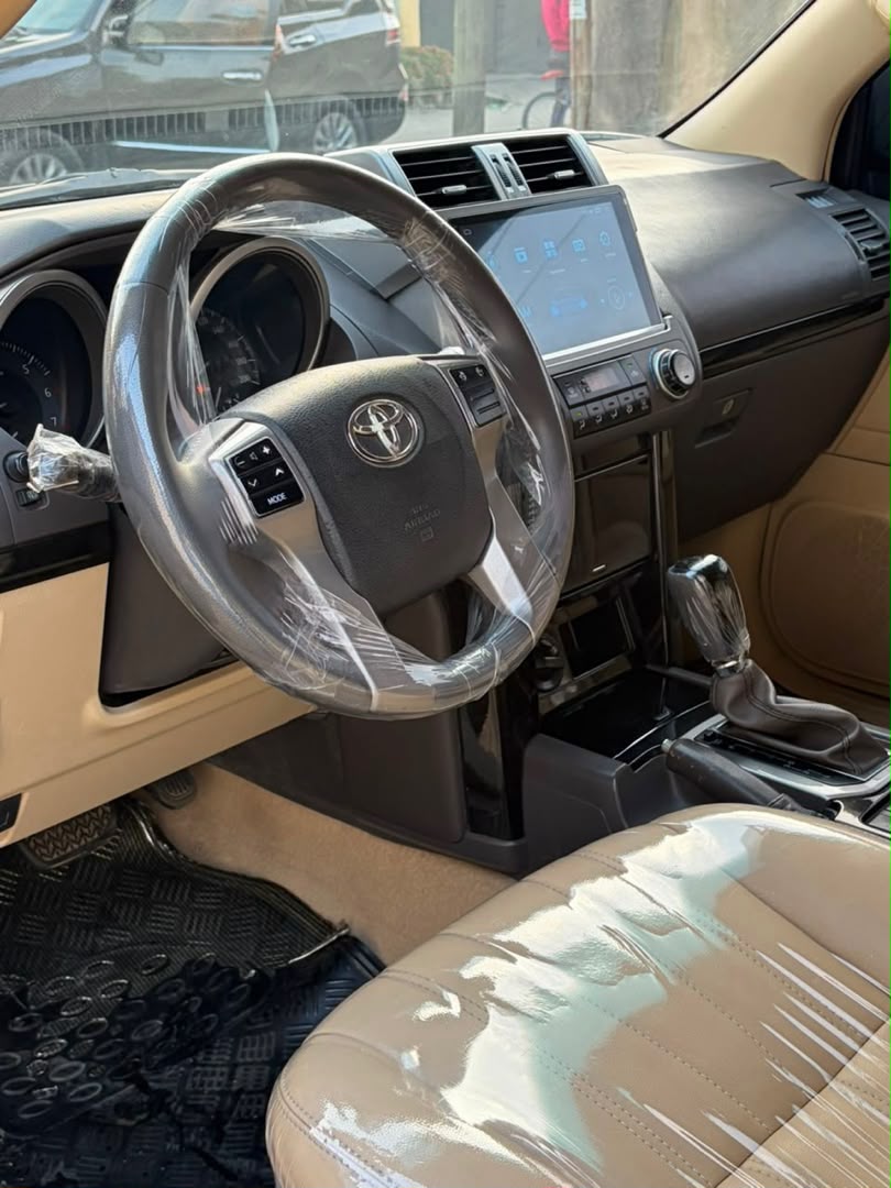 Toyota Land Cruiser Prado, Black SUV for Sale