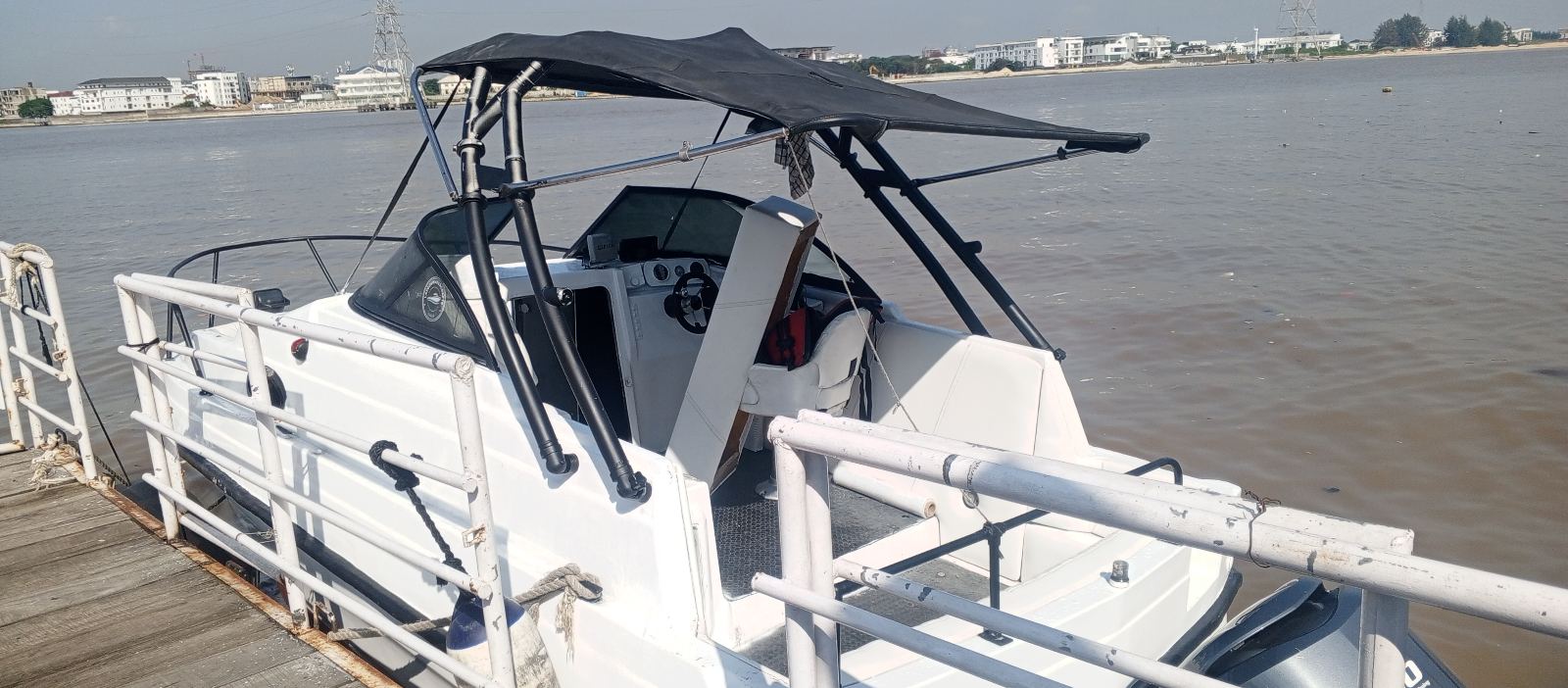 Speed Boat with Canopy for Rent