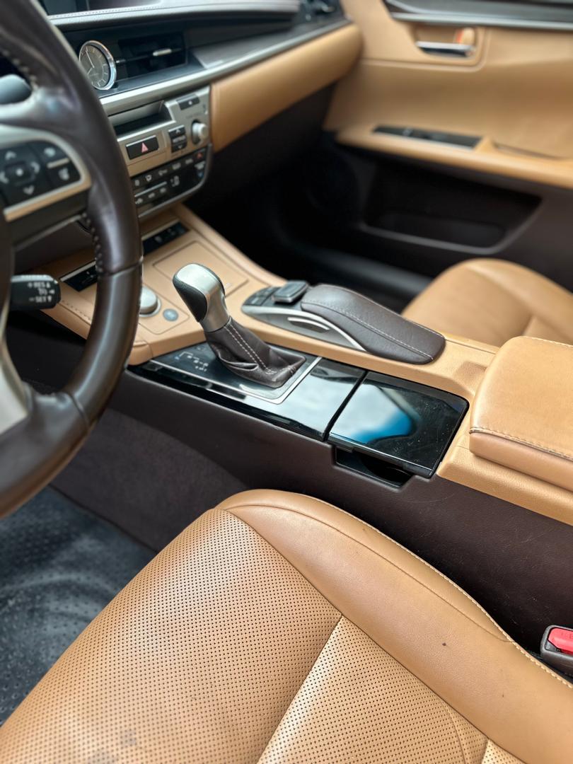 Lexus ES 350 Sedan, Dark Grey — photo 8