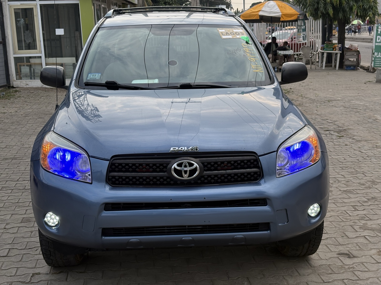 For sale Accident free 2007 rav4 , 4plug Eng