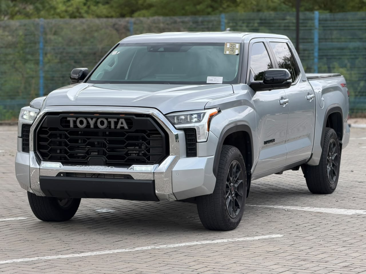 Toyota Tundra Silver Pickup Truck