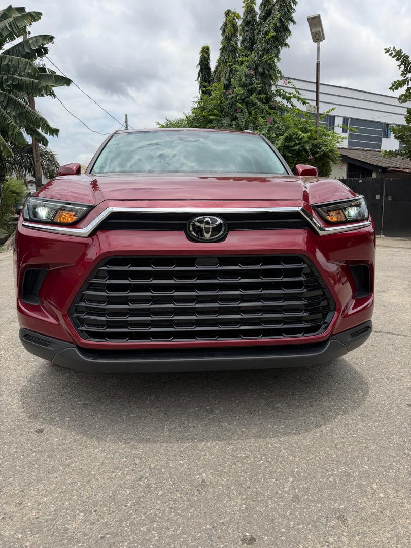 Toyota Grand Highlander Red SUV for Sale