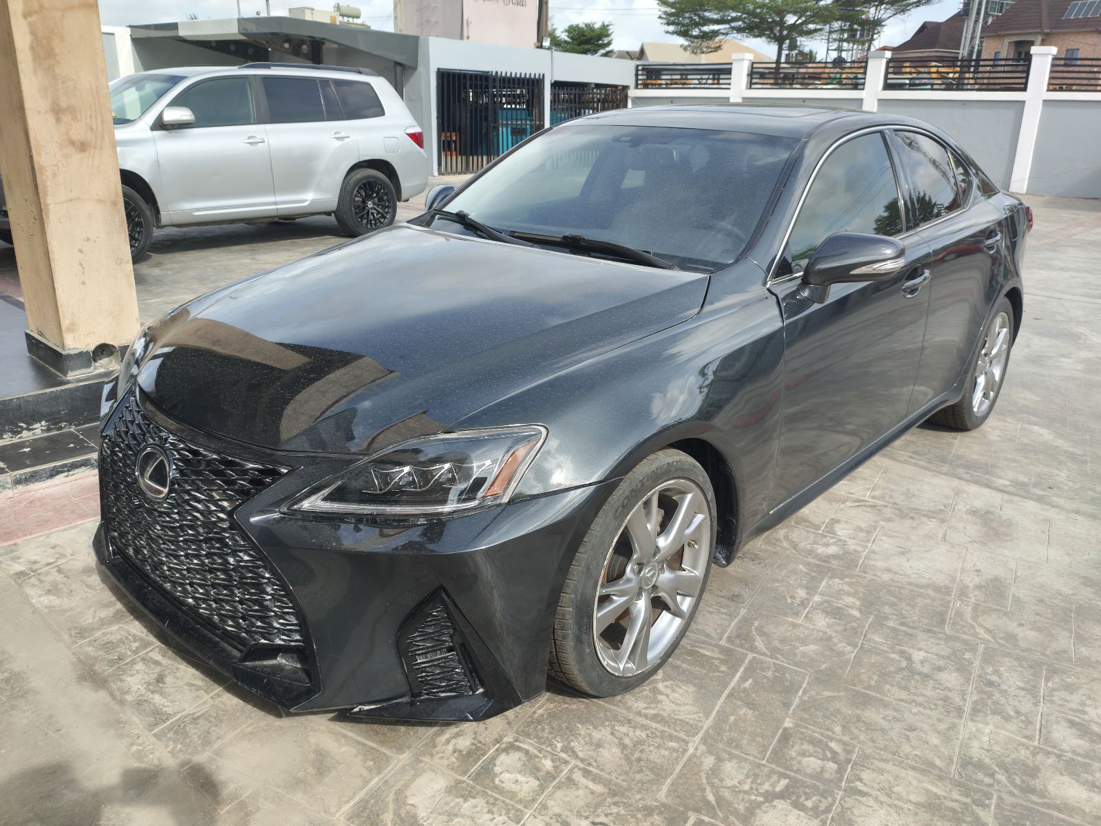 Lexus IS300, Dark Grey Sedan IS 300