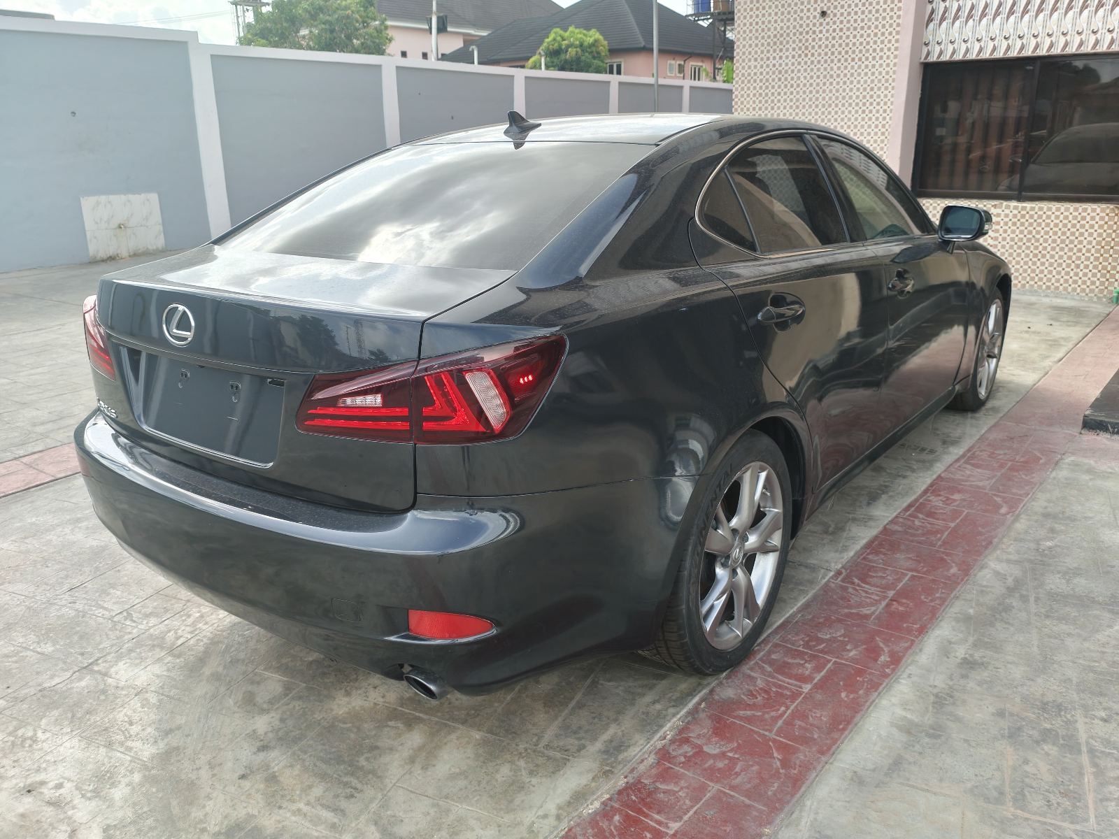 Lexus IS300, Dark Grey Sedan IS 300