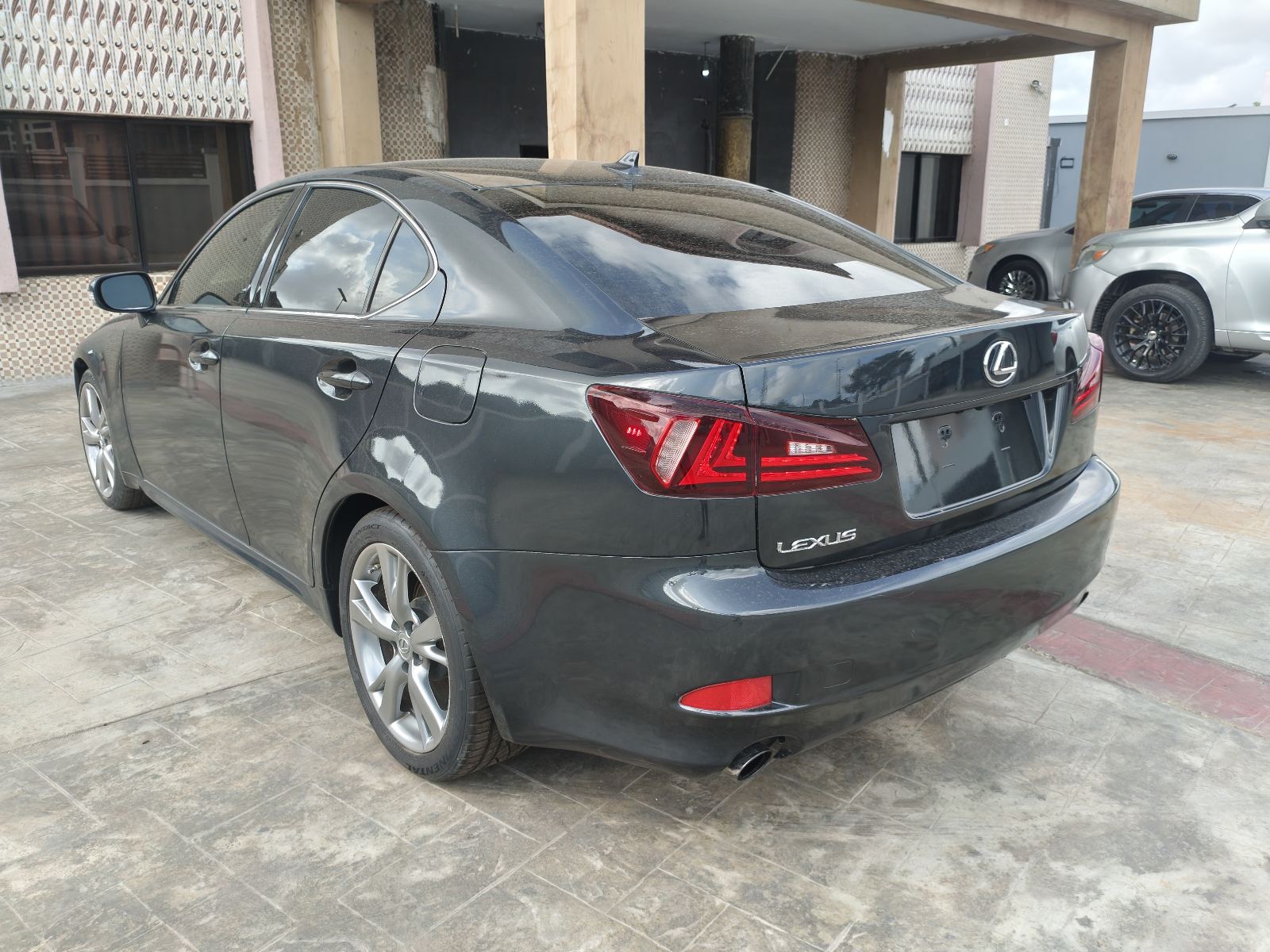 Lexus IS300, Dark Grey Sedan IS 300