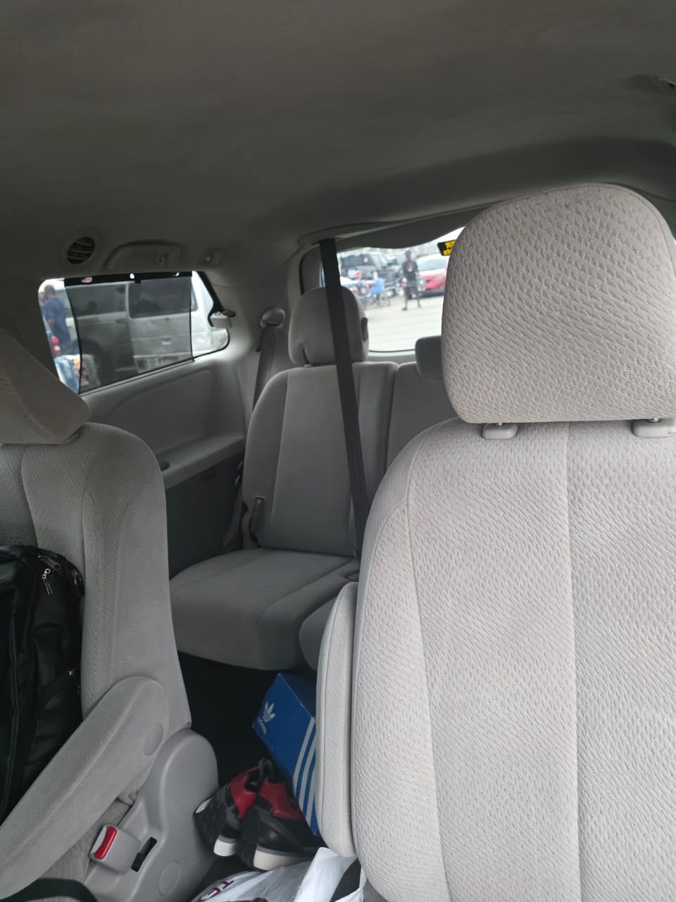2012 Toyota Sienna LE AWD, Grey MPV