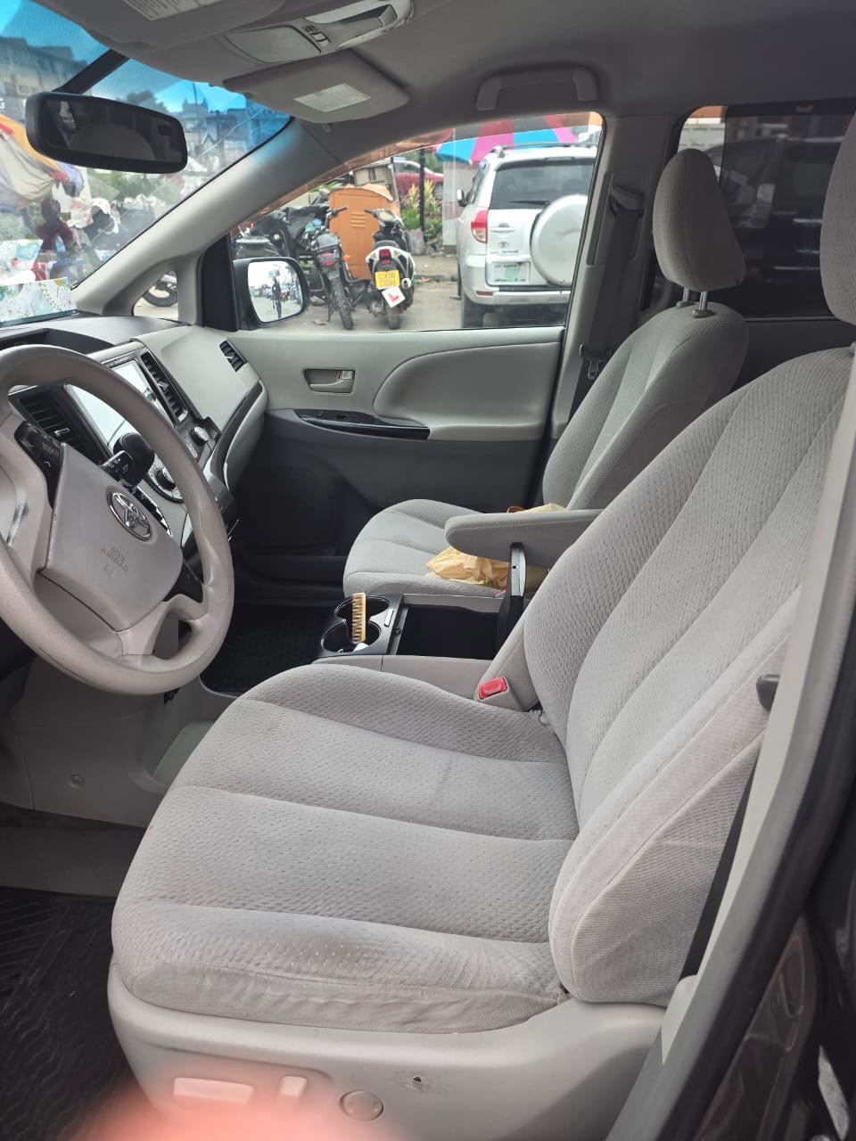 2012 Toyota Sienna LE AWD, Grey MPV