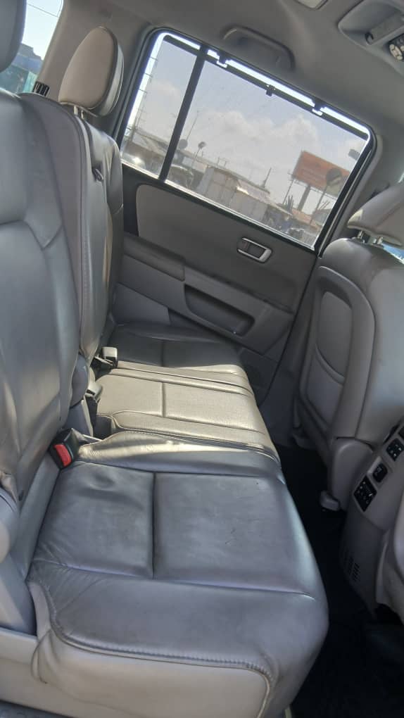 2010 Honda Pilot Silver SUV