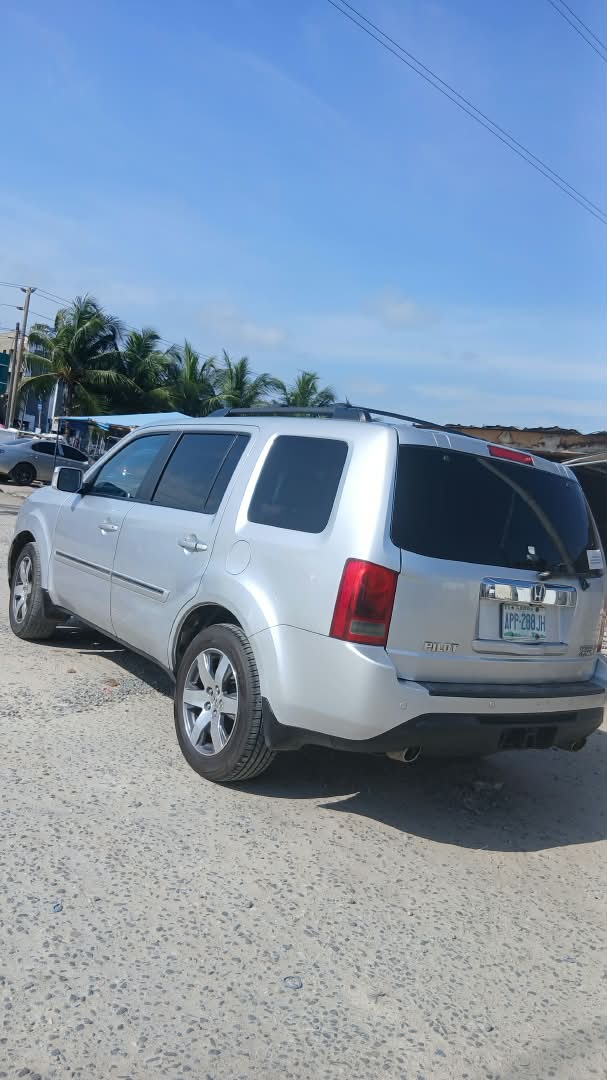 2010 Honda Pilot Silver SUV