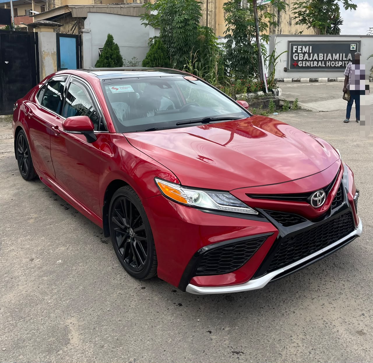 Toyota Camry XSE AWD Red Sedan