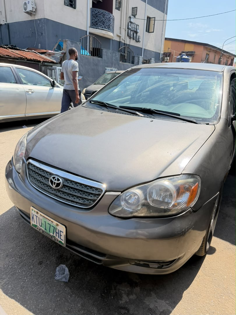 Toyota Toks Standard 2004 Corolla