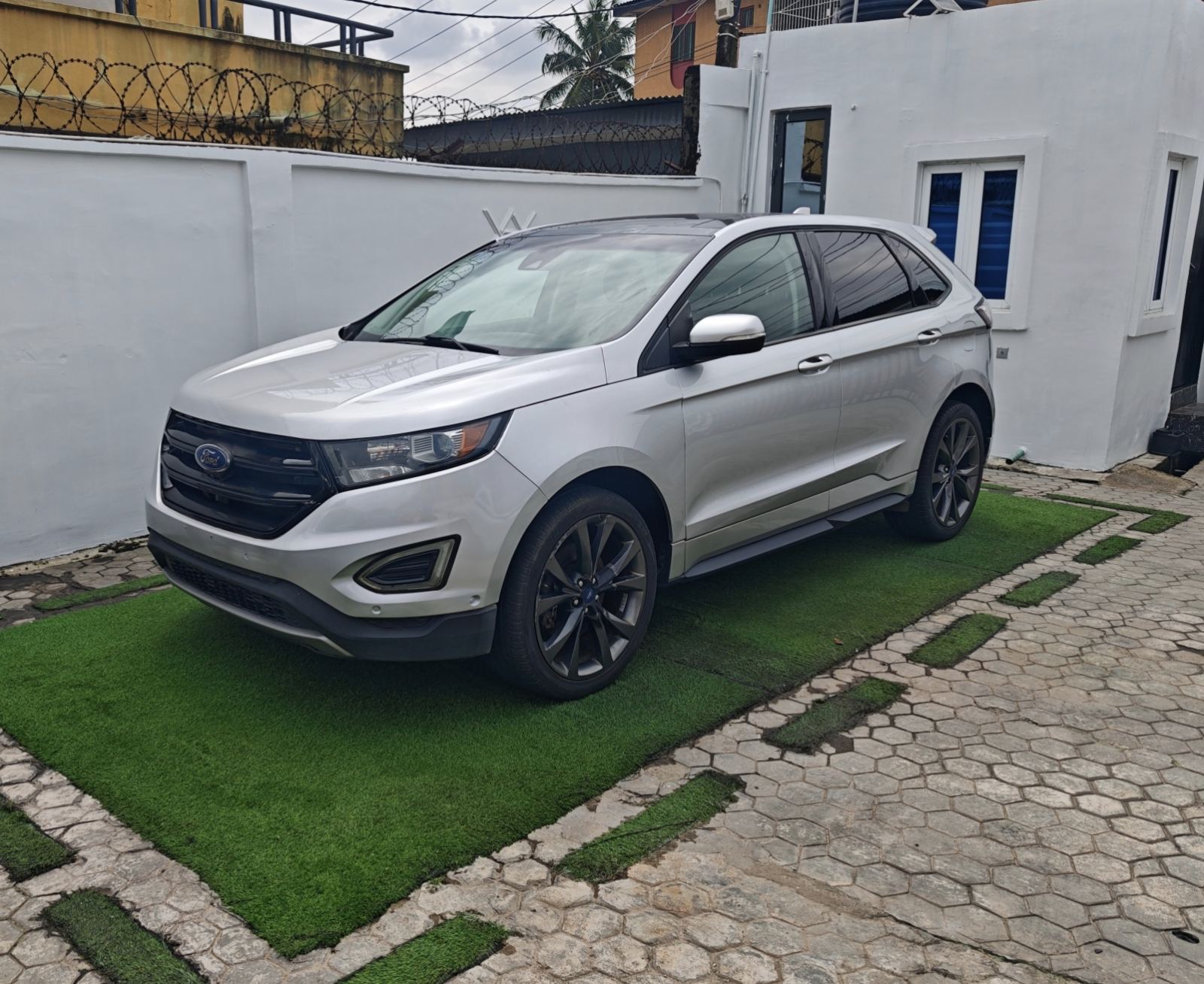 2016 Model Ford Edge Sport Silver