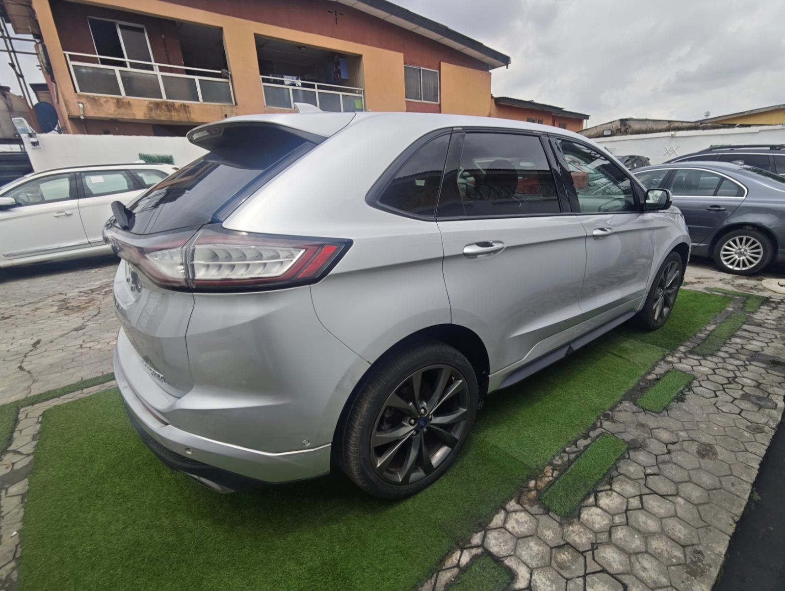 2016 Model Ford Edge Sport Silver