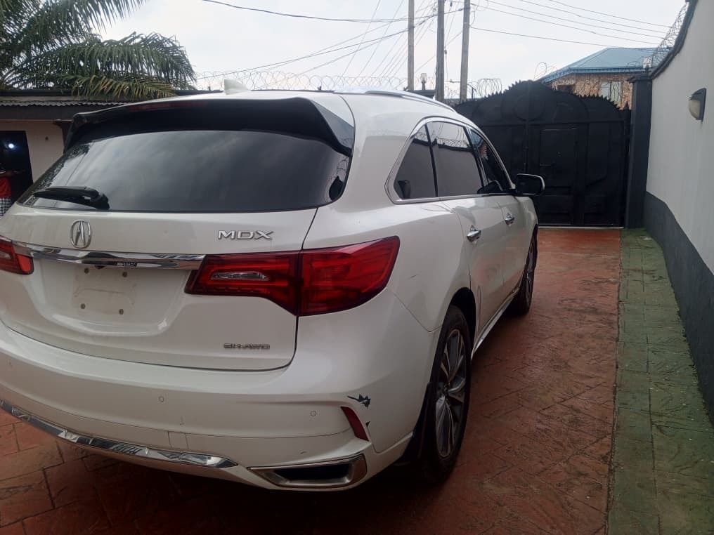 Acura MDX 2018 model