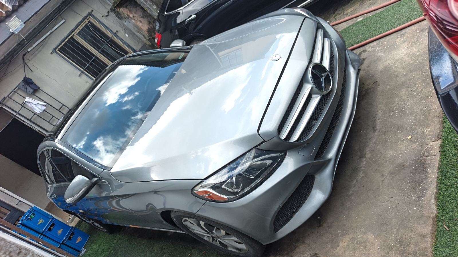 Mercedes-Benz C300 4MATIC gray Sedan — photo 5