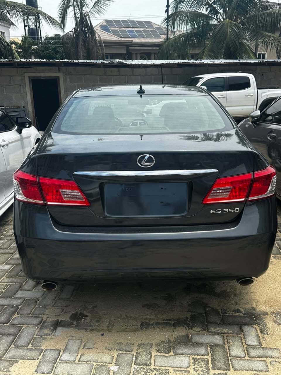 2011 Lexus ES 350 Sedan, Dark Grey