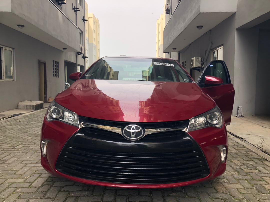 Toyota Camry SE Red Sedan