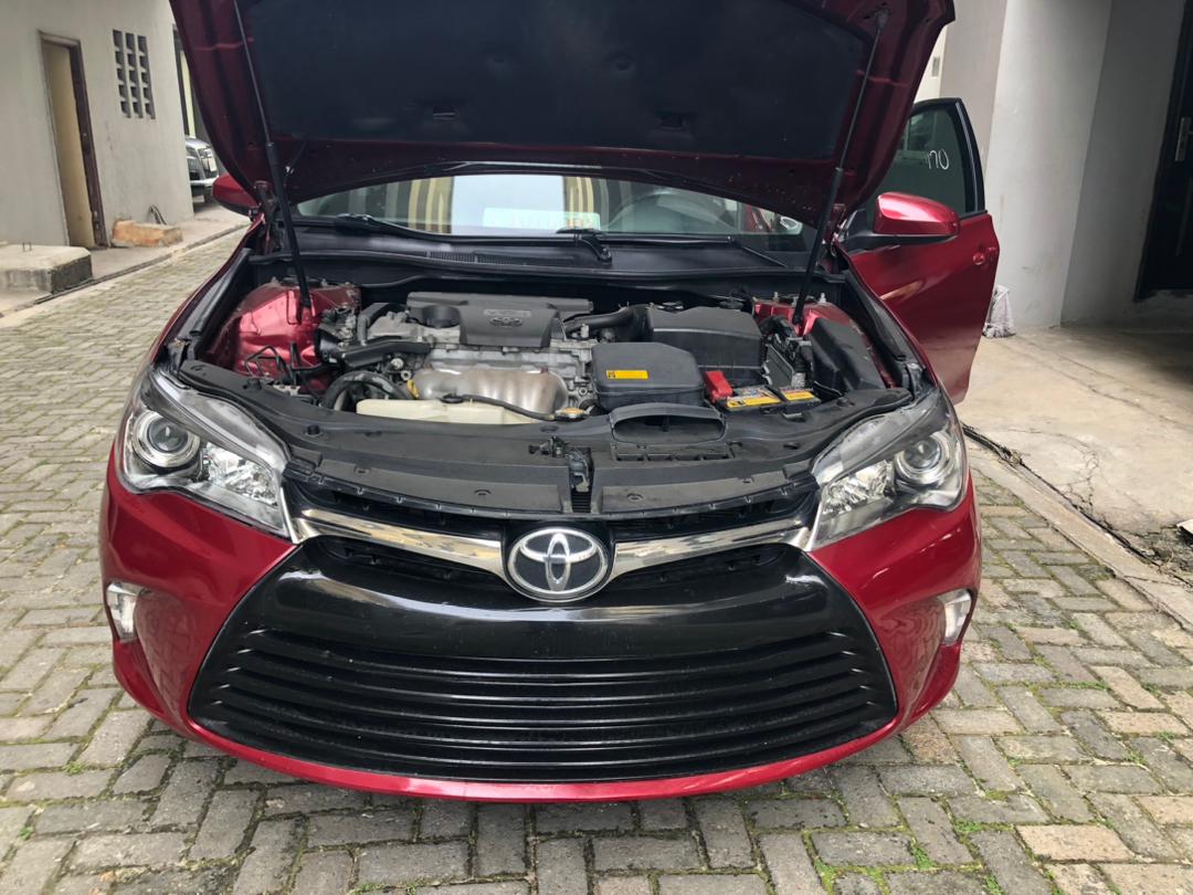Toyota Camry SE Red Sedan