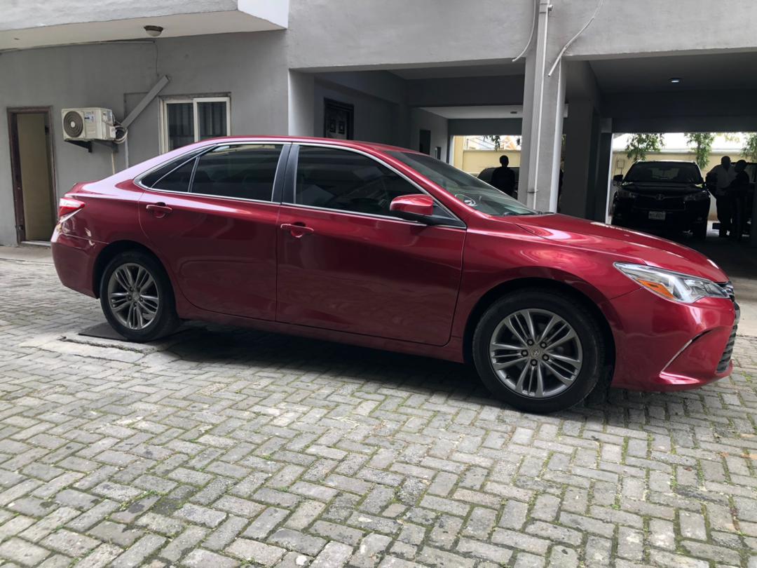 Toyota Camry SE Red Sedan