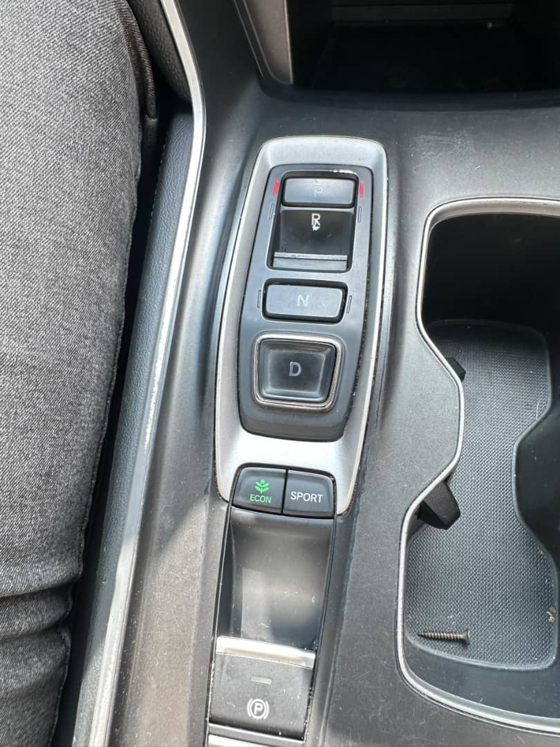 Honda Accord 2.0T White Sedan