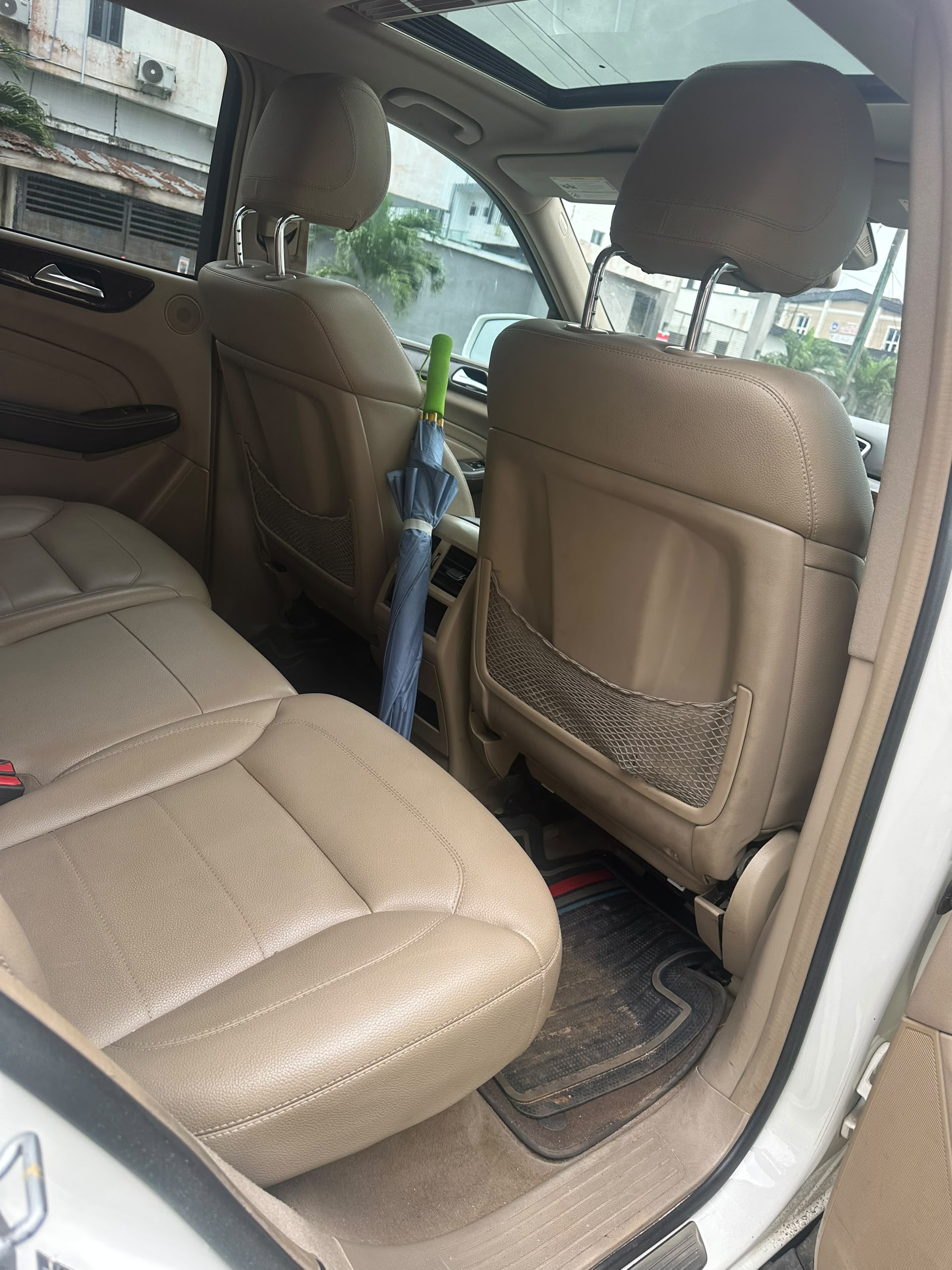 Mercedes-Benz ML 350 4MATIC White SUV ML350