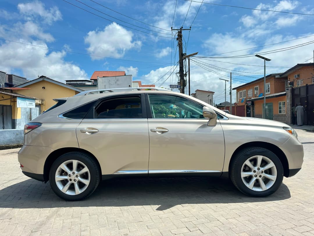 Lexus RX 350 SUV, Gold — photo 5