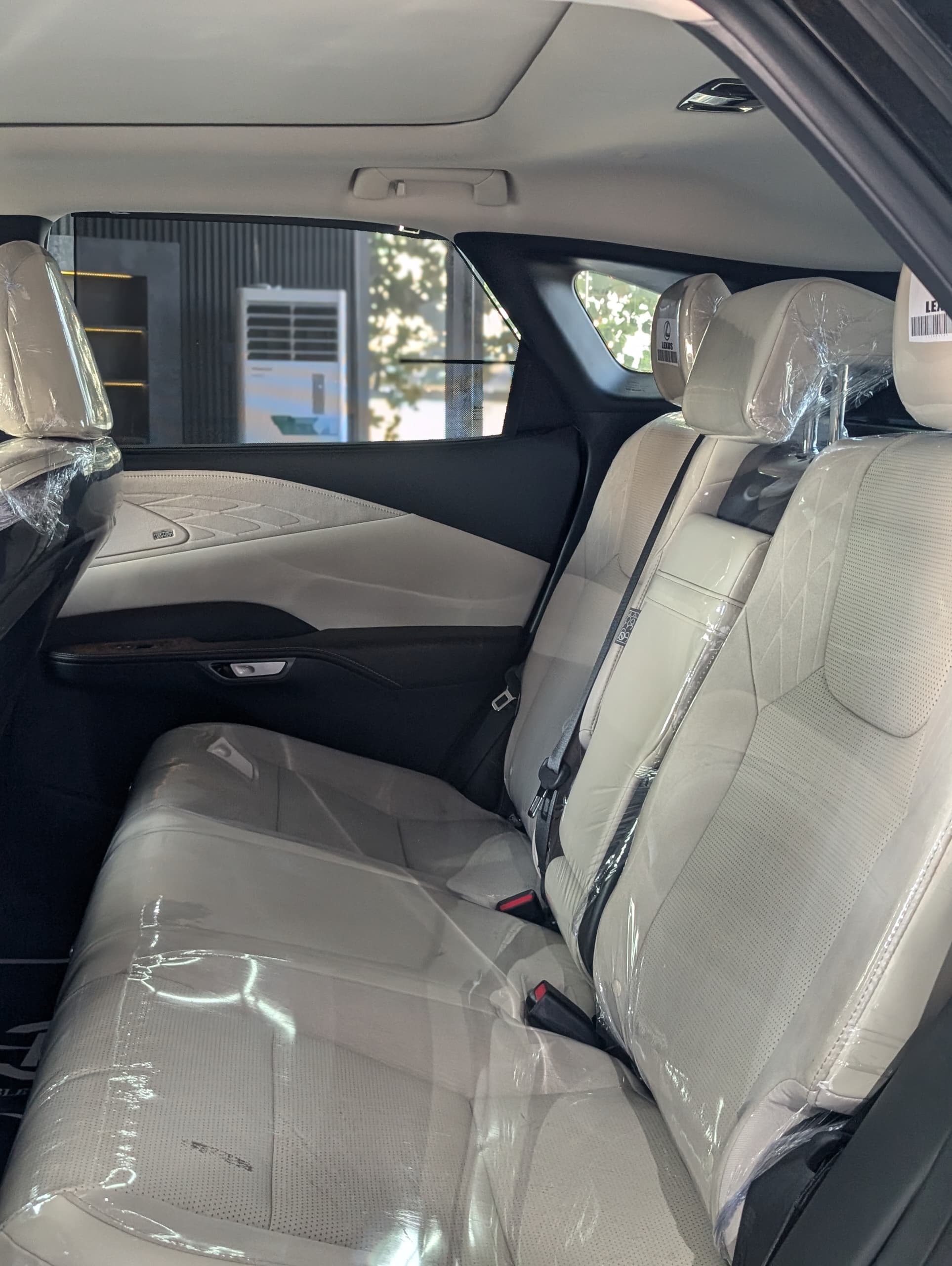 Lexus RX 350, Black SUV with Leather Interior
