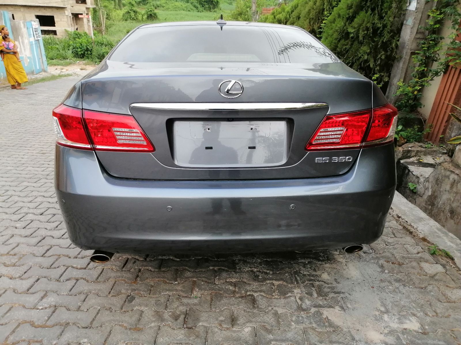 2012 Lexus ES 350, Grey Sedan