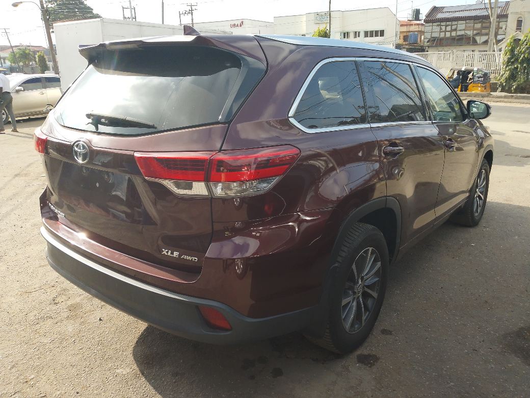 2018 TOYOTA HIGHLANDER LTD — photo 7
