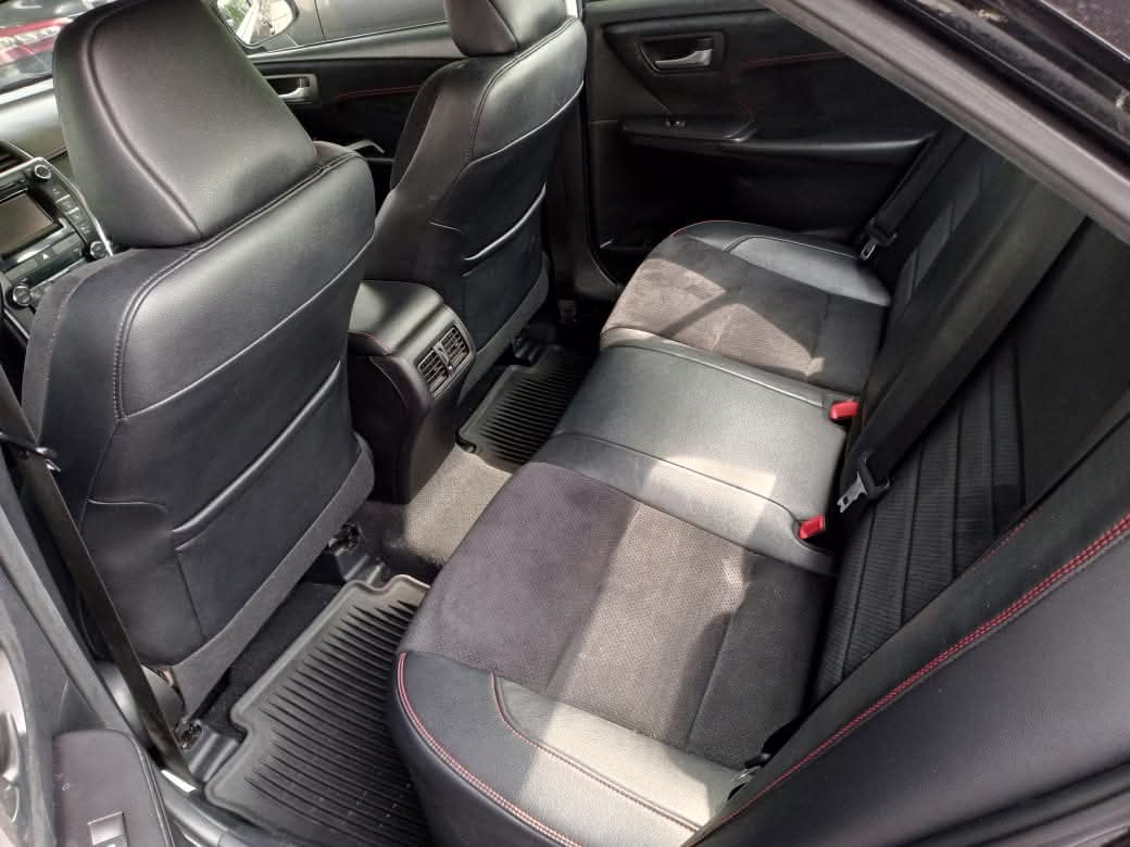 2016 Toyota Camry XSE — photo 4