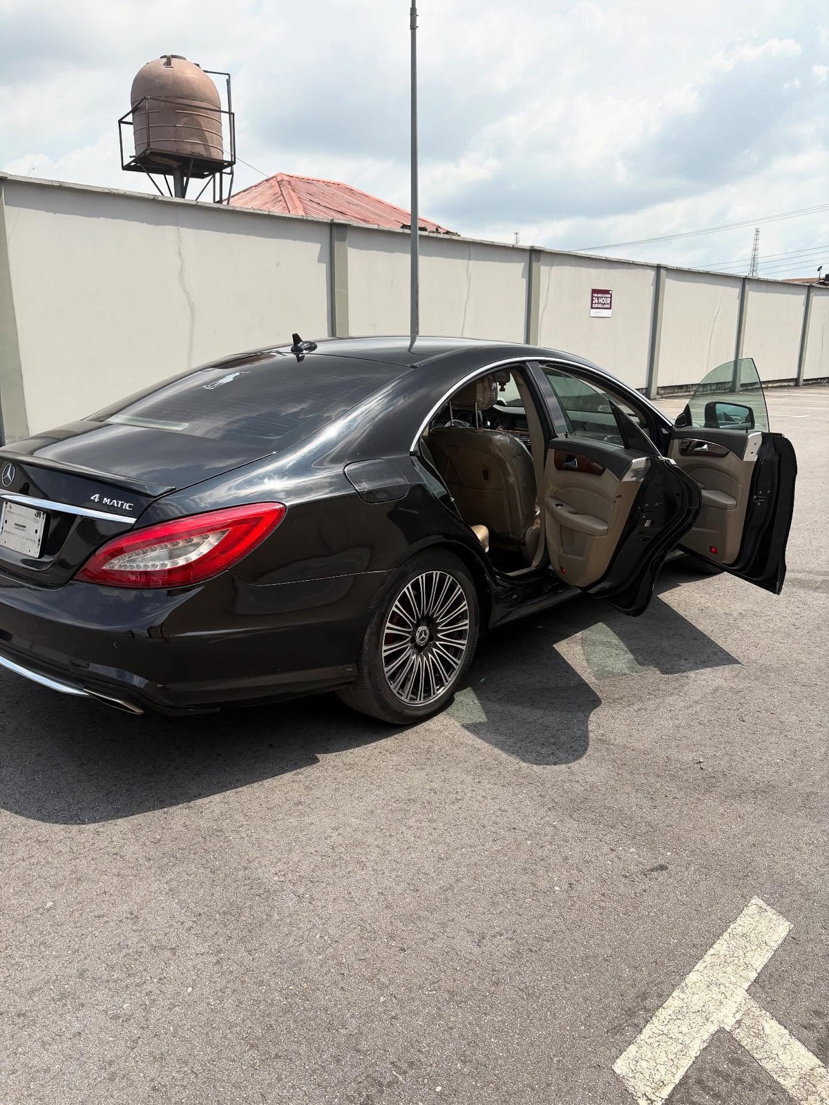 Mercedes Benz CLS550 4matic