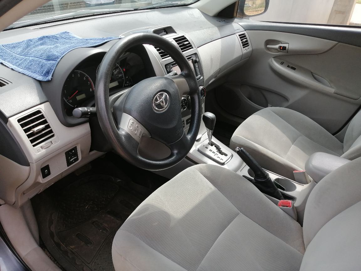 2013 Toyota Corolla LE, Dark Grey Sedan