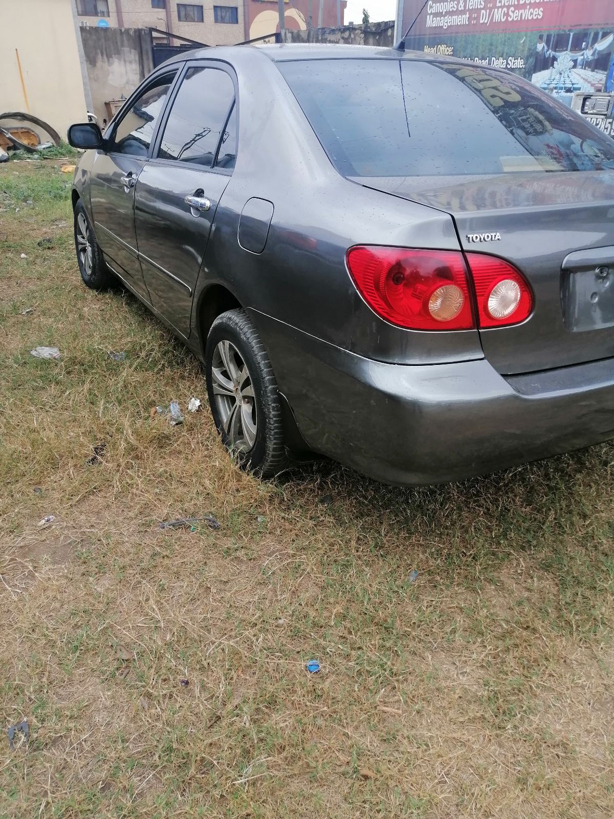 2006 Toyota Corolla LE Sedan, Grey