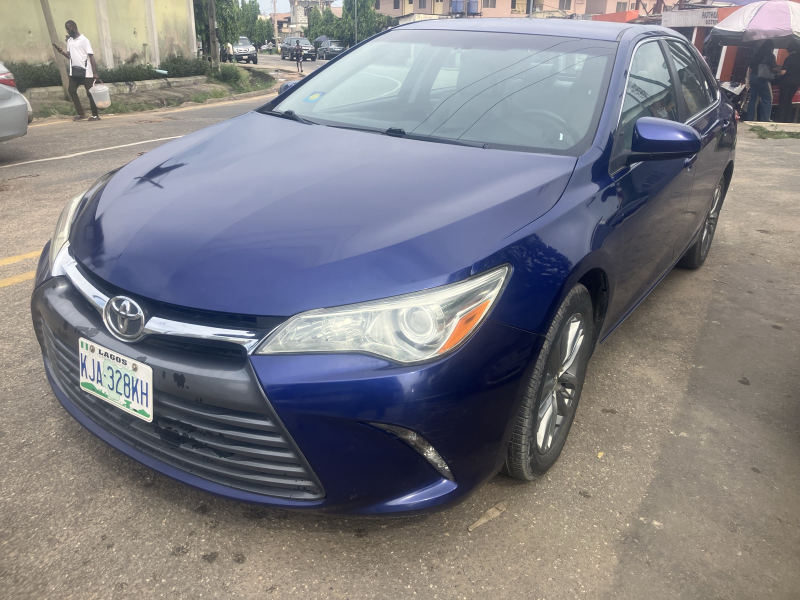 Toyota Camry SE 2016 model