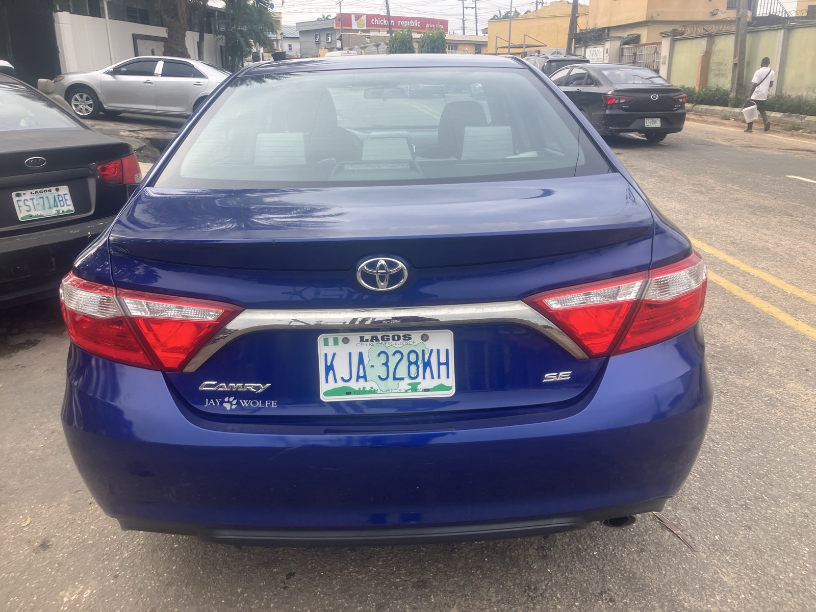 Toyota Camry SE 2016 model