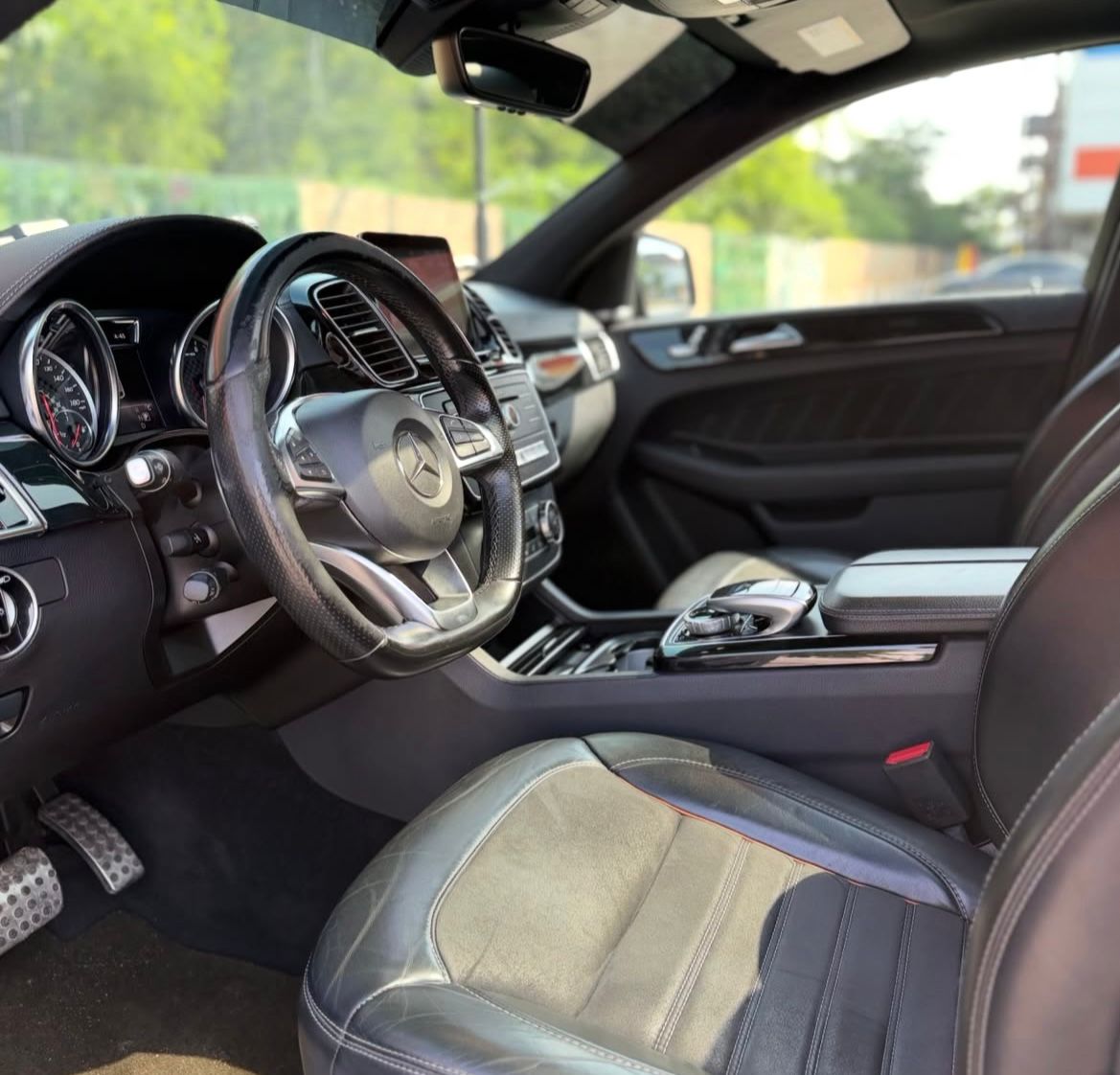Mercedes-Benz GLE 43 AMG Coupe Black GLE43 AMG