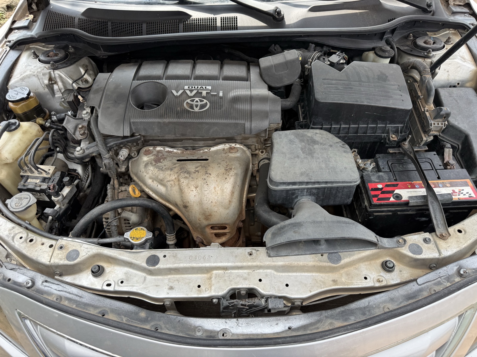 Toyota Camry LE Silver Sedan