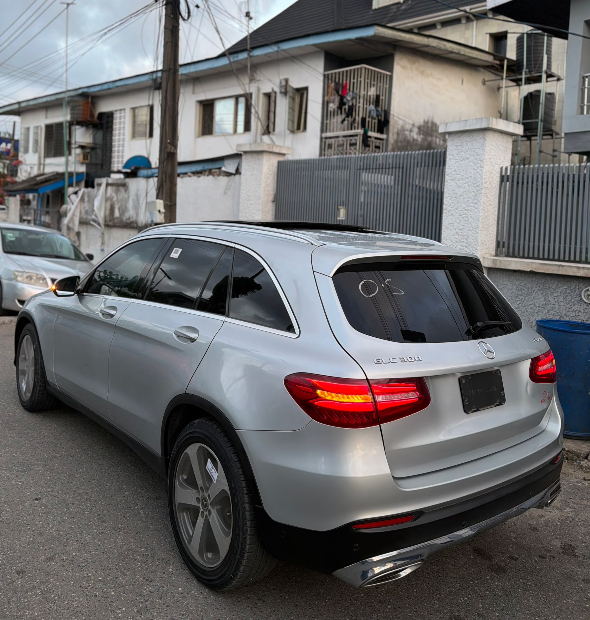 Mercedes-Benz GLC 300 Silver SUV GLC300