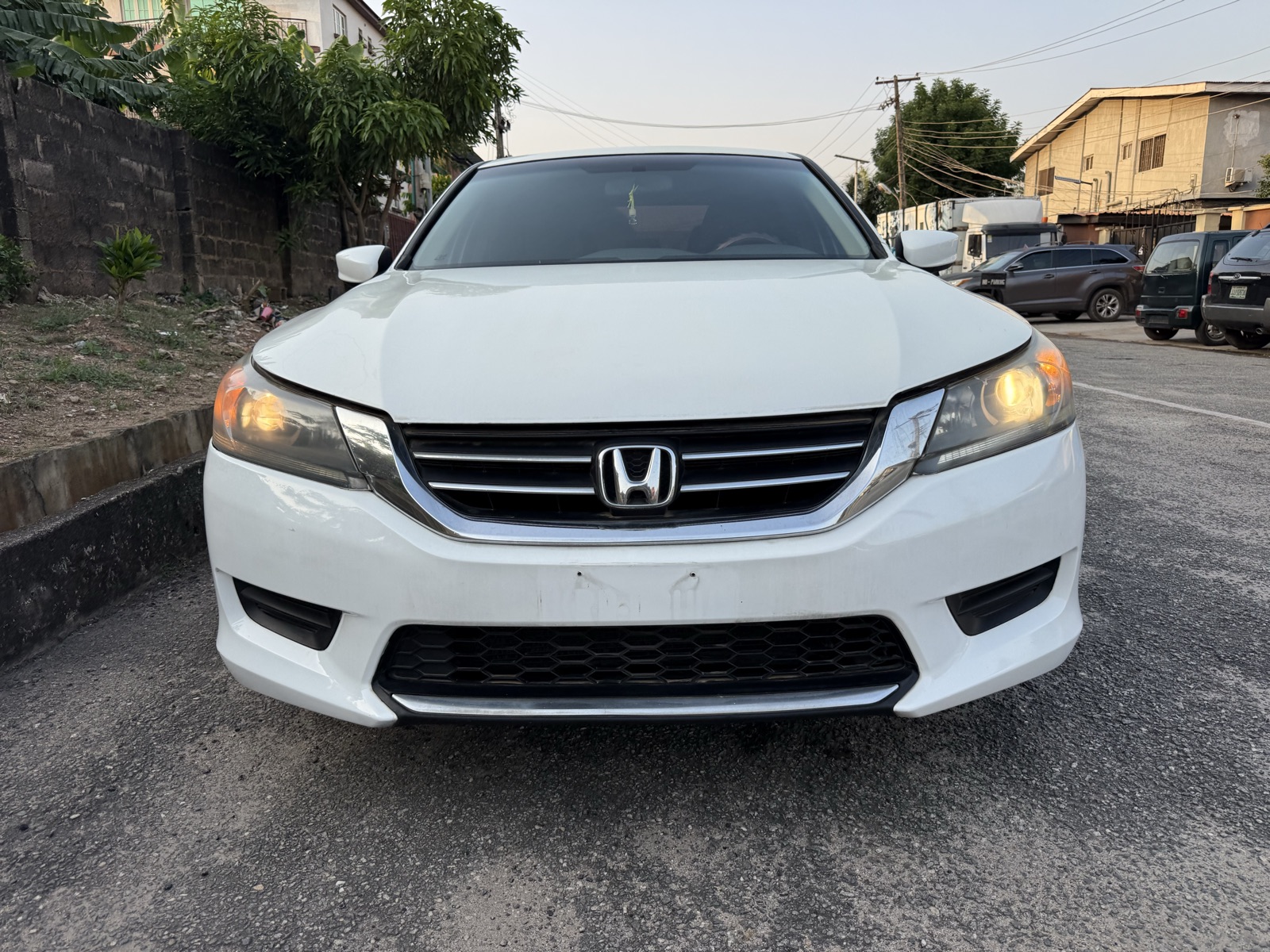Honda Accord White Sedan