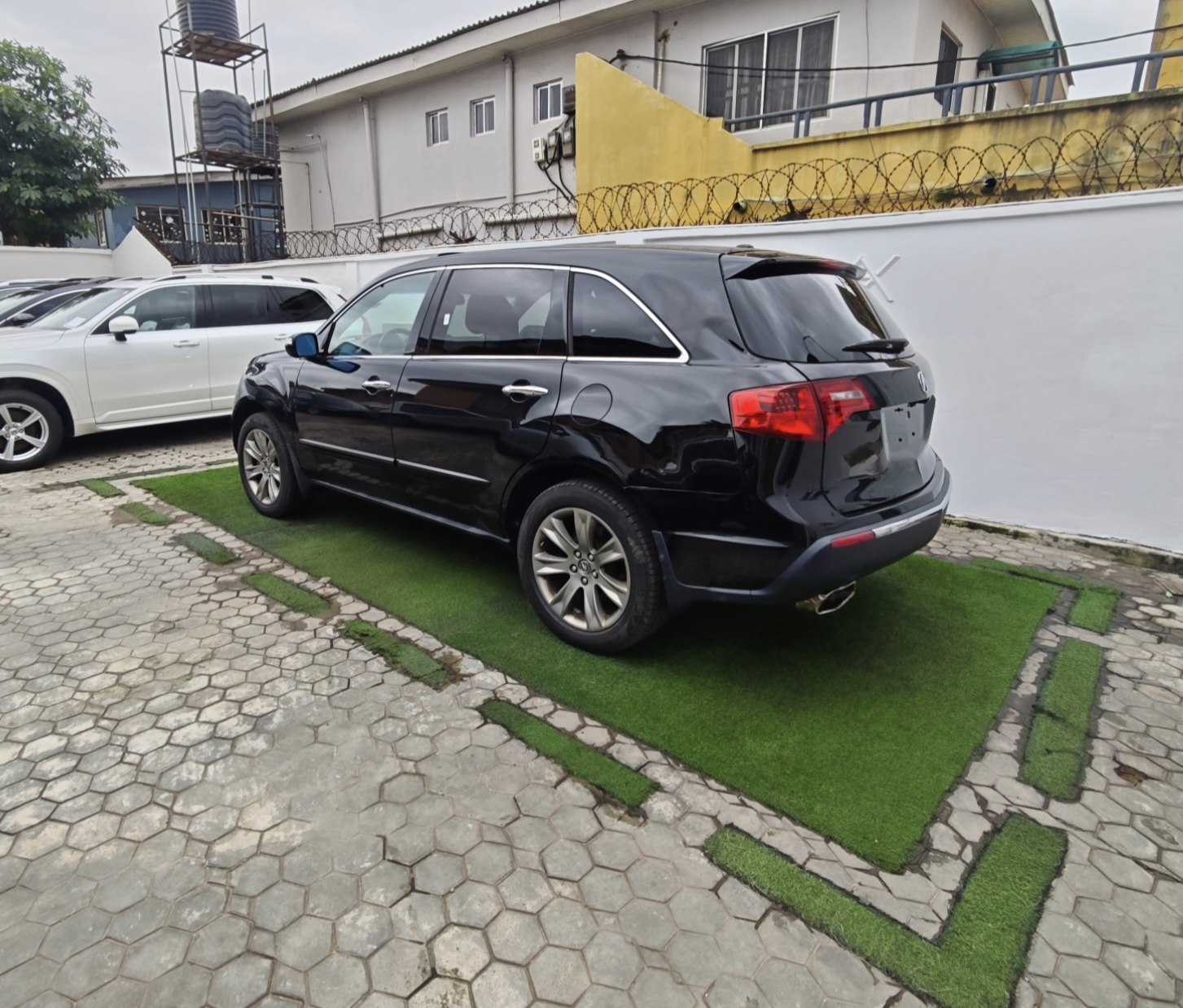 2013 Model Acura MDX Advance Black