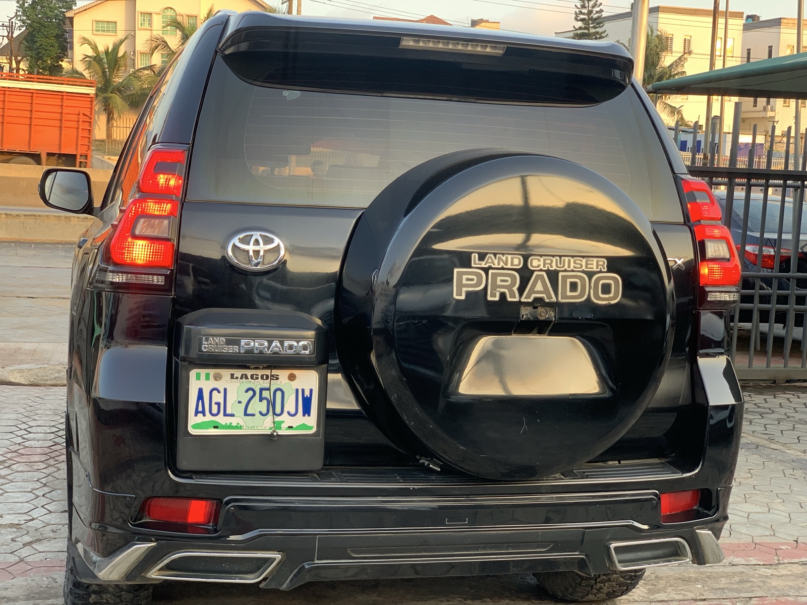 Toyota Land Cruiser Prado Black SUV