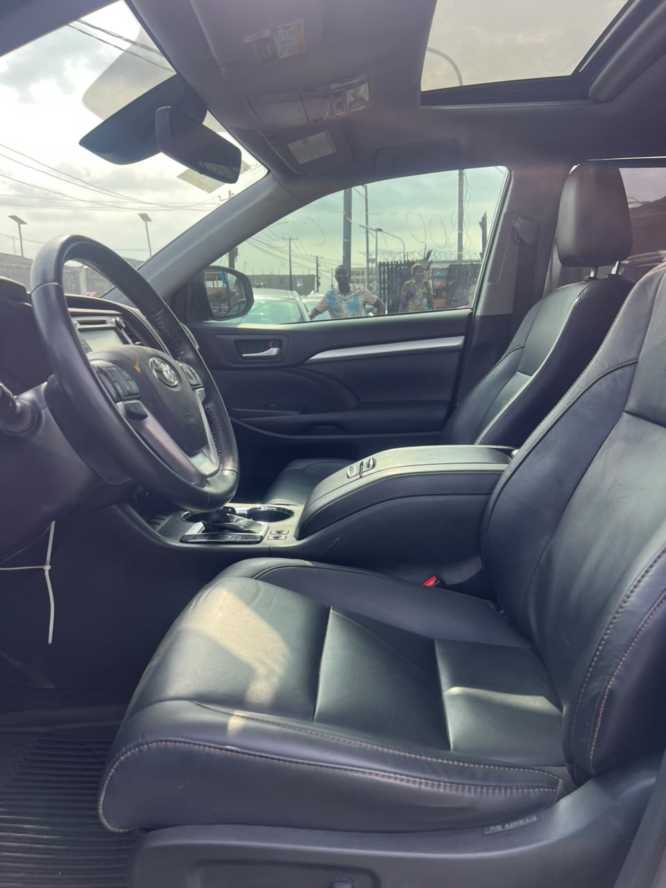 Toyota Highlander XLE AWD Black SUV