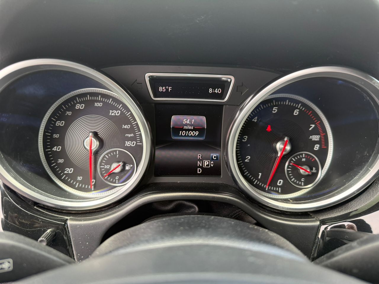 Mercedes-Benz GLE 350 4MATIC White SUV GLE350